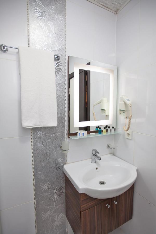 Hotel Bulvar Κωνσταντινούπολη Εξωτερικό φωτογραφία